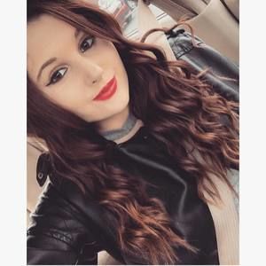 Meet your Posher, Brianna